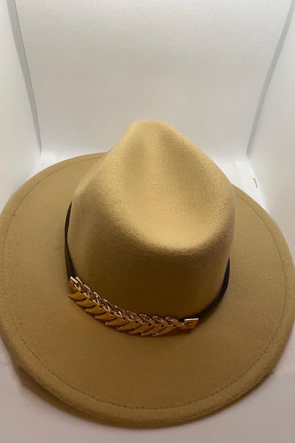 Wide-Brim Fedora With Gold Band Design